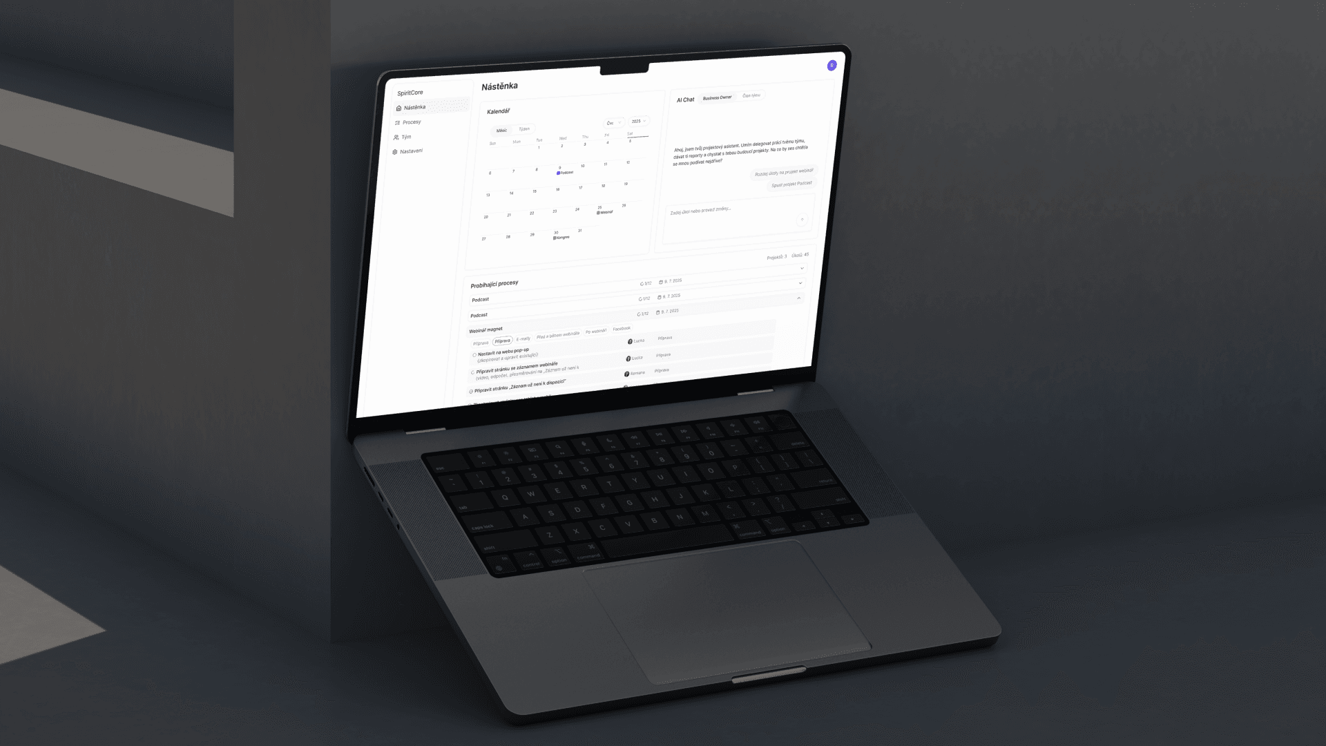 AI asistent pro řízení týmu